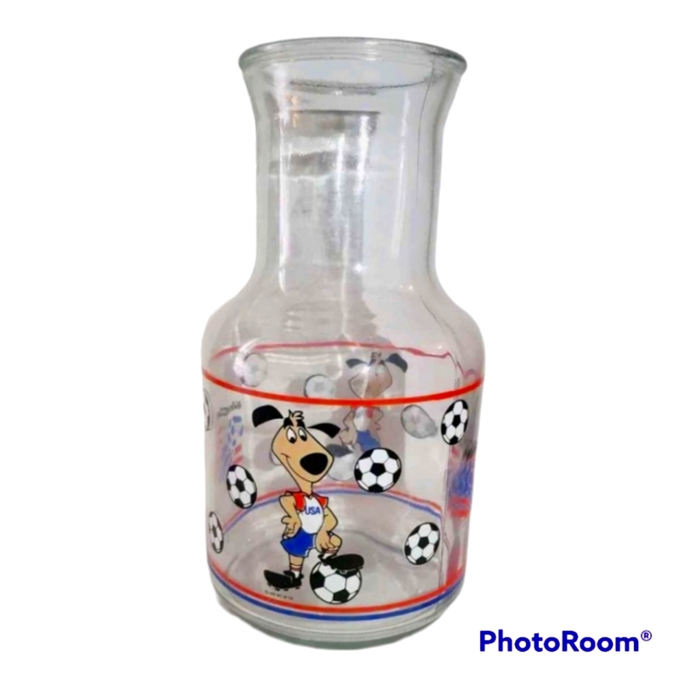 Vintage FIFA 1992 Striker USA World Cup Soccer Pup Dog Mascot Glass Carafe Jug